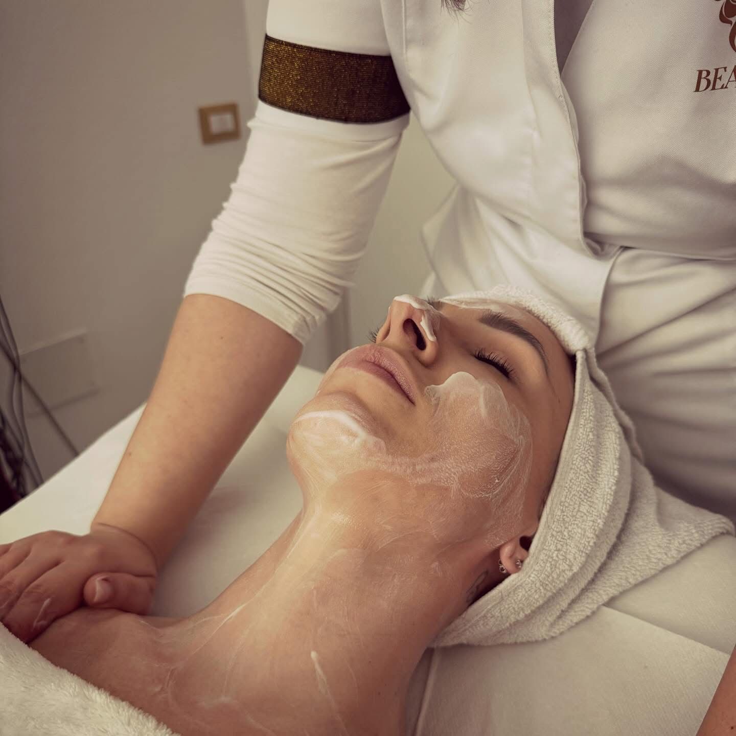 Trattamento pulizia viso